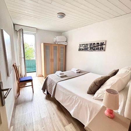 Chez Lucia Appartement Climatise Périgueux Exteriör bild