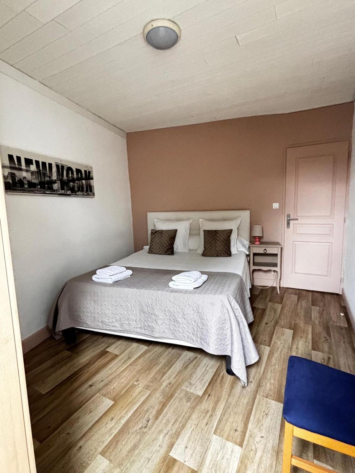 Chez Lucia Appartement Climatise Périgueux Exteriör bild