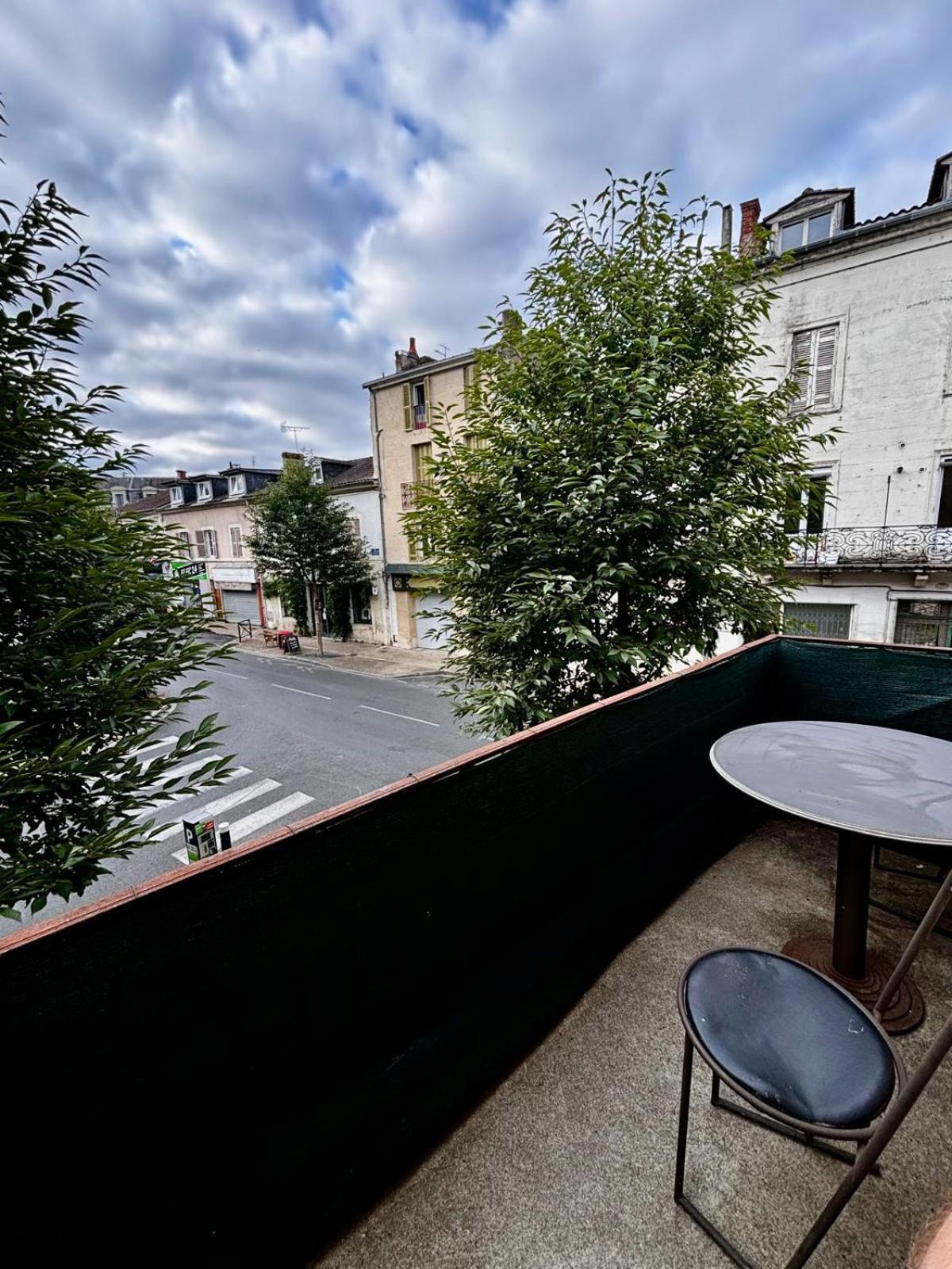 Chez Lucia Appartement Climatise Périgueux Exteriör bild