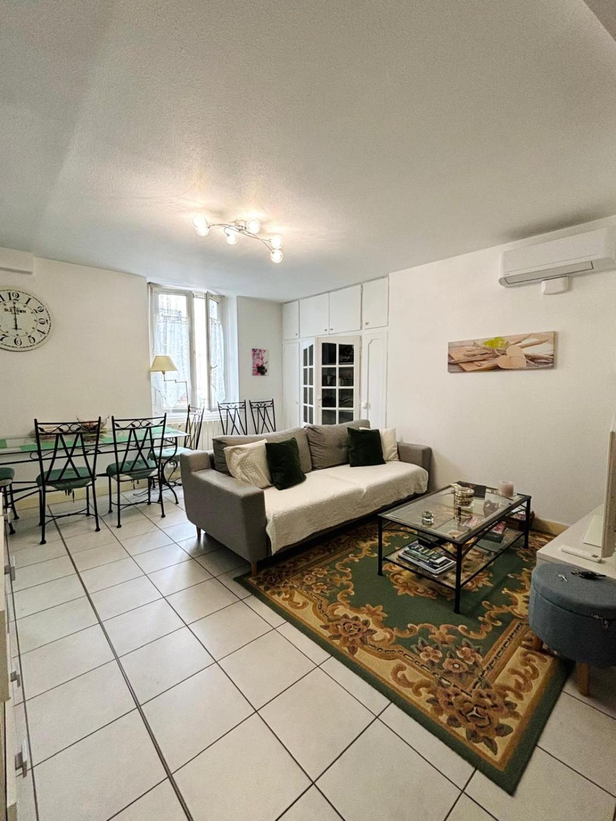 Chez Lucia Appartement Climatise Périgueux Exteriör bild
